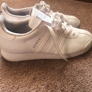Adidas Samoa sneakers in all White